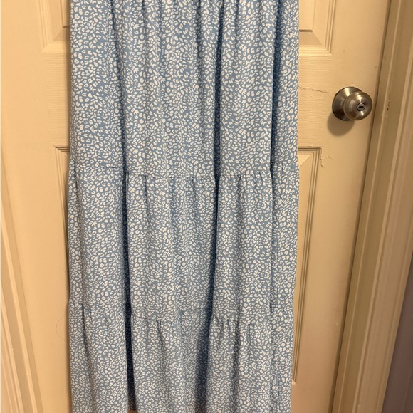 Elegant Blue Maxi Dress - Picture 6 of 6